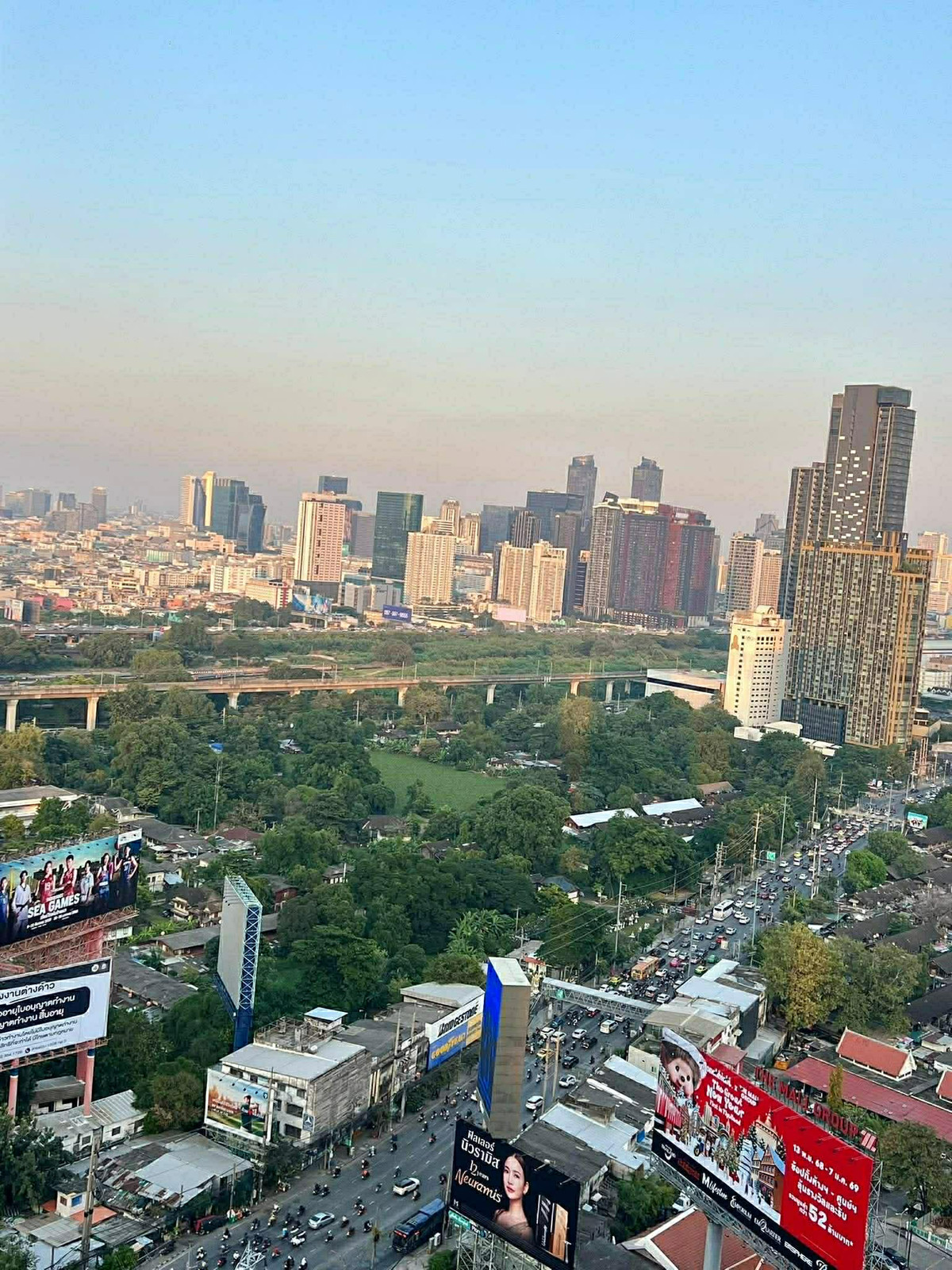 ให้เช่าคอนโดวิทยุ ชิดลม หลังสวน : ให้เช่า Witthayu Complex ราคา 75,000 บาท [NCr260153]