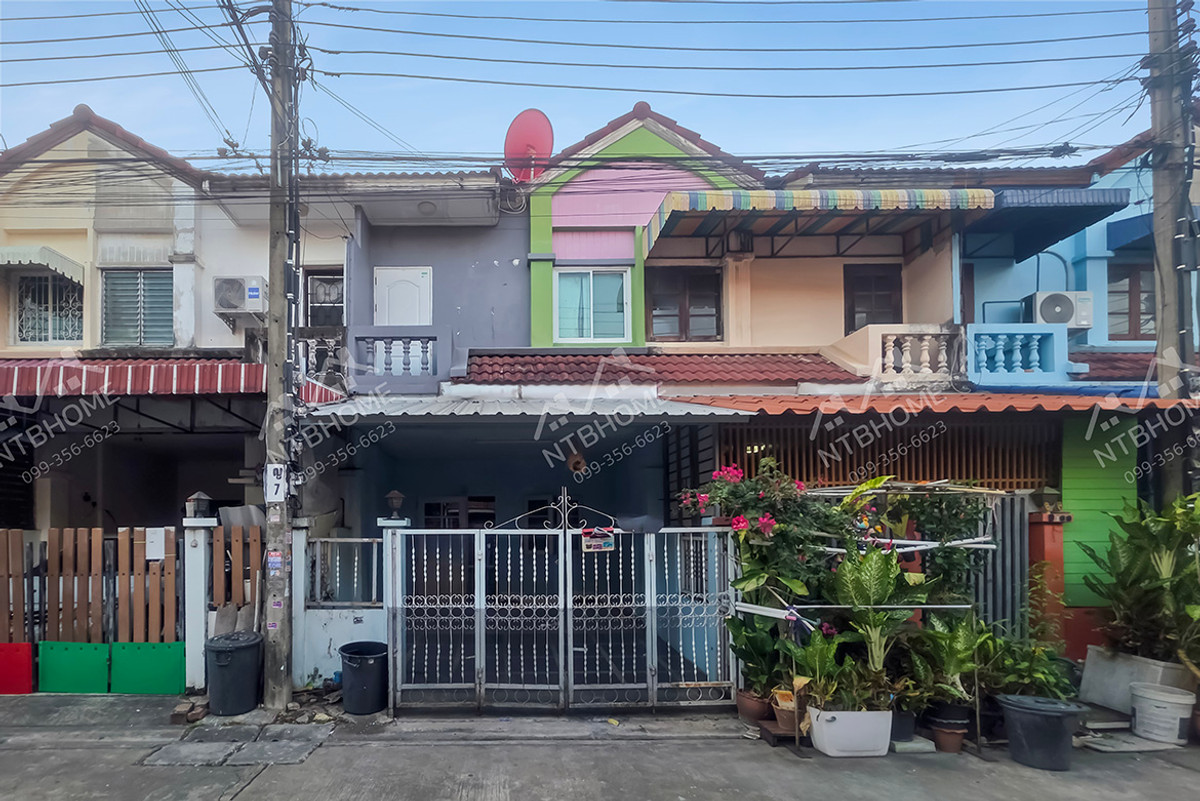 For SaleTownhomeNonthaburi, Bang Yai, Bangbuathong : Siriwan Village 1, Chao Phraya Market, Ratchaphruek, Soi Bang Krang 26, complete extension, near Wat Suan Kaew.