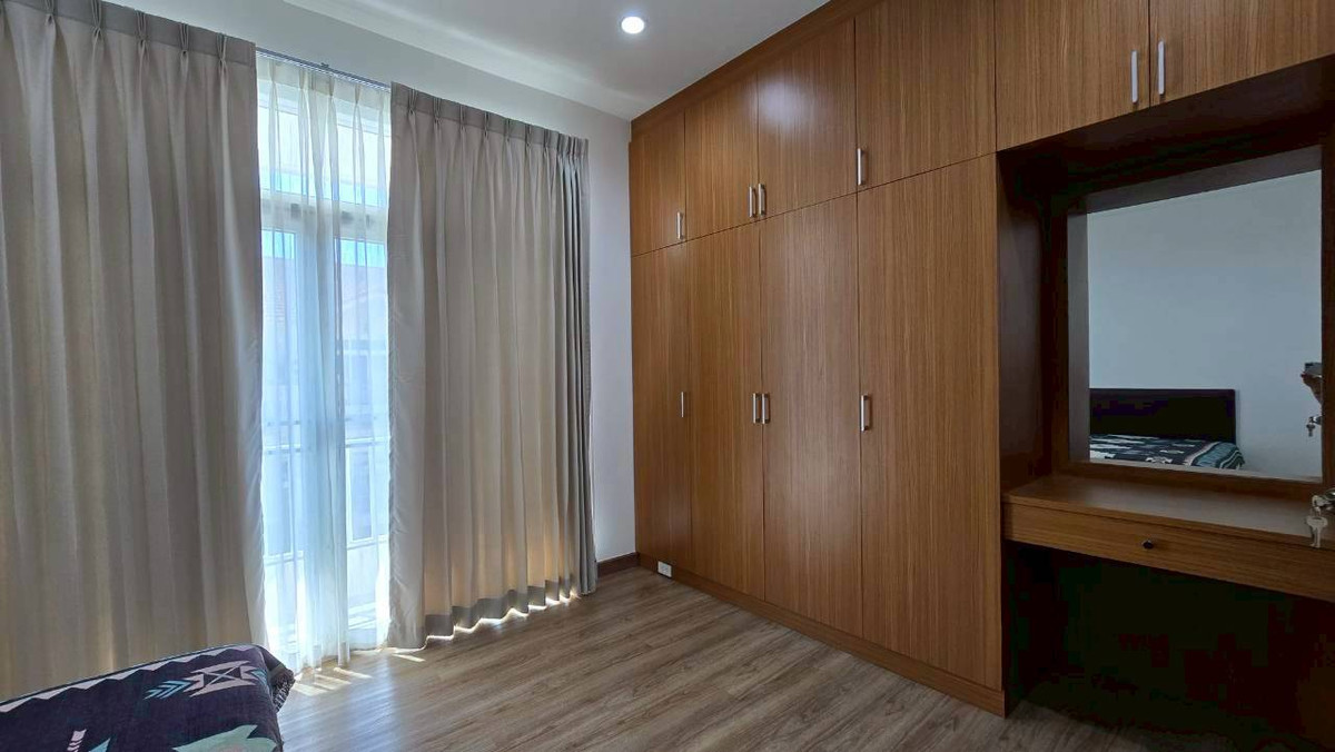 ขายทาวน์โฮมพระราม 3 สาธุประดิษฐ์ : ขายทาวน์โฮม 3 ชั้น หลังใหญ่ ทำเล ย่านพระรามสาม ยานนาวาตัดใหม่ ใกล้วงแหวนอุตสาหกรรม