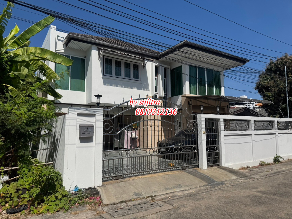 ให้เช่าบ้านพัฒนาการ ศรีนครินทร์ : ให้เช่า บ้านเดี่ยว 2 ชั้น 54 ตรว. อยู่ พัฒนาการ 50