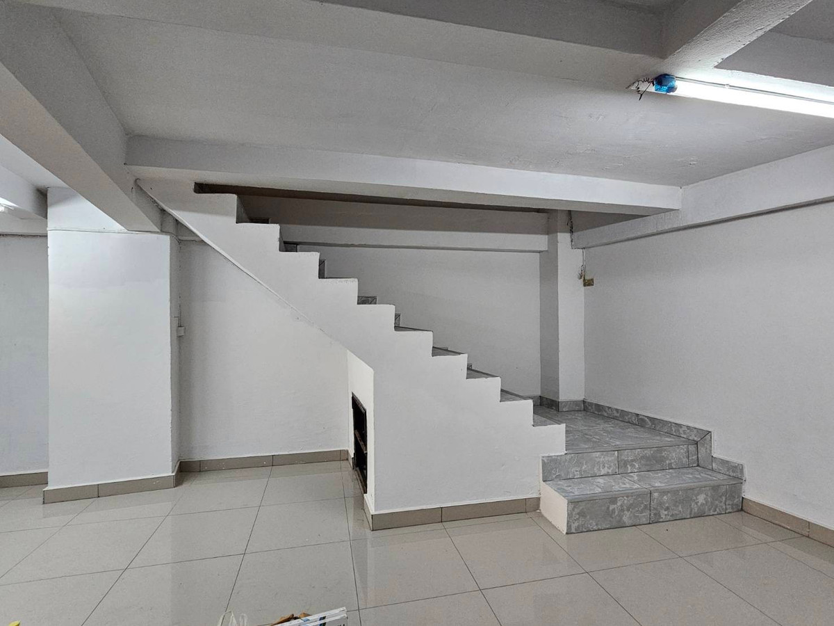 For RentShop HouseSathorn, Narathiwat : 2 Connecting Units 660sqm Townhouse in Soi Chareorat 5