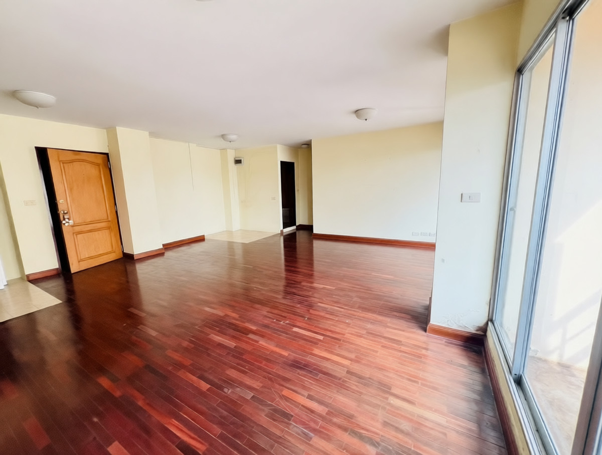 คอนโดพระราม 9 เพชรบุรีตัดใหม่ RCA : ขายถูกที่สุดในตึก! 2 นอน 2 น้ำ (74 ตร.ม.) หลัง The Nine พระราม 9 เพียง 2.8 ล้าน (หรือเช่า 16k) ห้องใหญ่สะใจ สไตล์ Penthouse