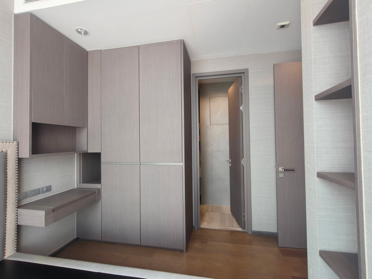 For SaleCondoSathorn, Narathiwat : The Diplomat Sathorn / 3 Bedrooms (FOR SALE), The Diplomat Sathorn / 3 Bedrooms (For Sale) PT015