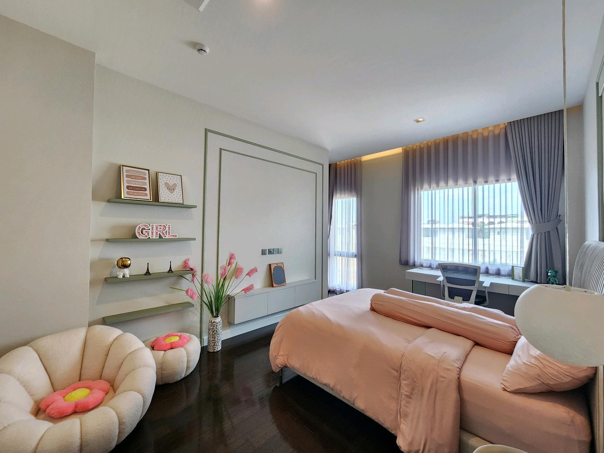 บ้านลาดกระบัง สุวรรณภูมิ : ขาย / เช่า แกรนด์ บางกอก บูเลอวาร์ด กรุงเทพกรีฑา ❤️วิวสวน ❤️ขนาดบ้านใหญ่สุด