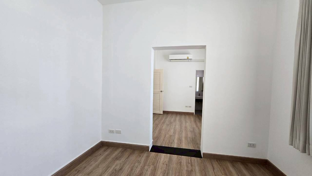 ขายทาวน์โฮมพระราม 3 สาธุประดิษฐ์ : ขายทาวน์โฮม 3 ชั้น หลังใหญ่ ทำเล ย่านพระรามสาม ยานนาวาตัดใหม่ ใกล้วงแหวนอุตสาหกรรม