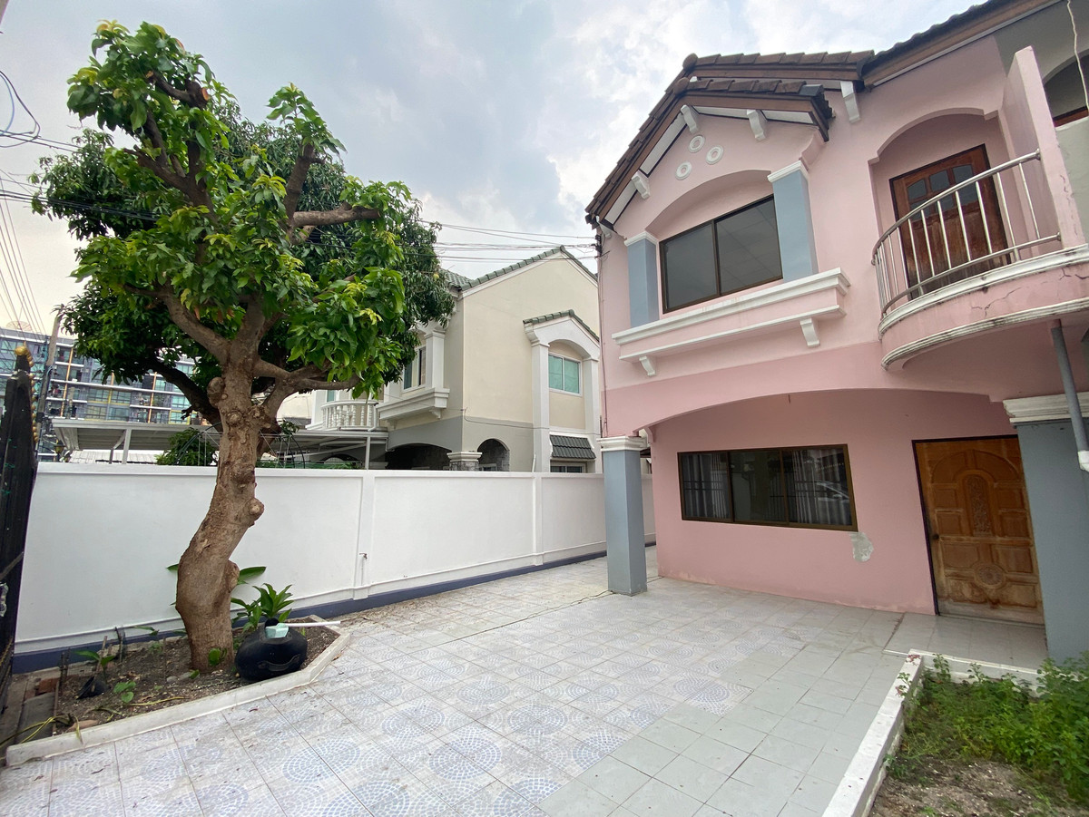 ขายอ่อนนุช อุดมสุข : 🏡 ขาย / ให้เช่า บ้าน หมู่บ้านรังสิยา – อุดมสุข 58