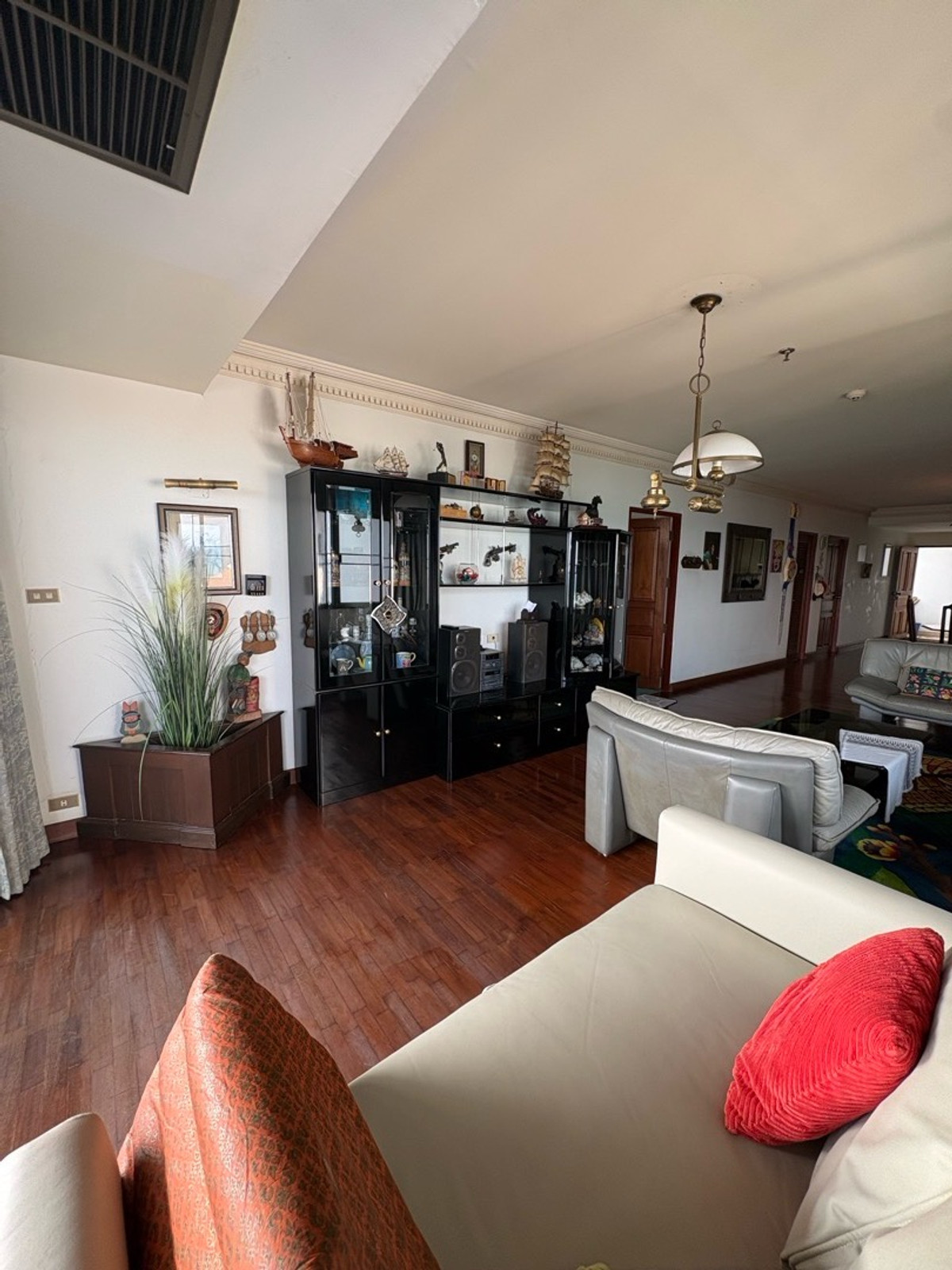 For SaleCondoCha-am Phetchaburi : Condo for sale Regent Villa Hua Hin