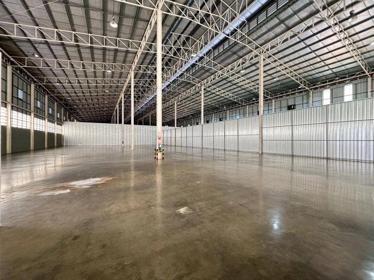 For RentWarehouseBang Sue, Wong Sawang, Tao Pun : Large warehouse for rent 1,200 sq m | Prachachuen–Bang Sue 🚨