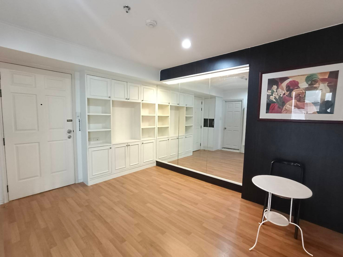 CondoThaphra, Talat Phlu, Wutthakat : 📢 New Listing! Condo for Rent – Lumpini Place Ratchada–Thapra