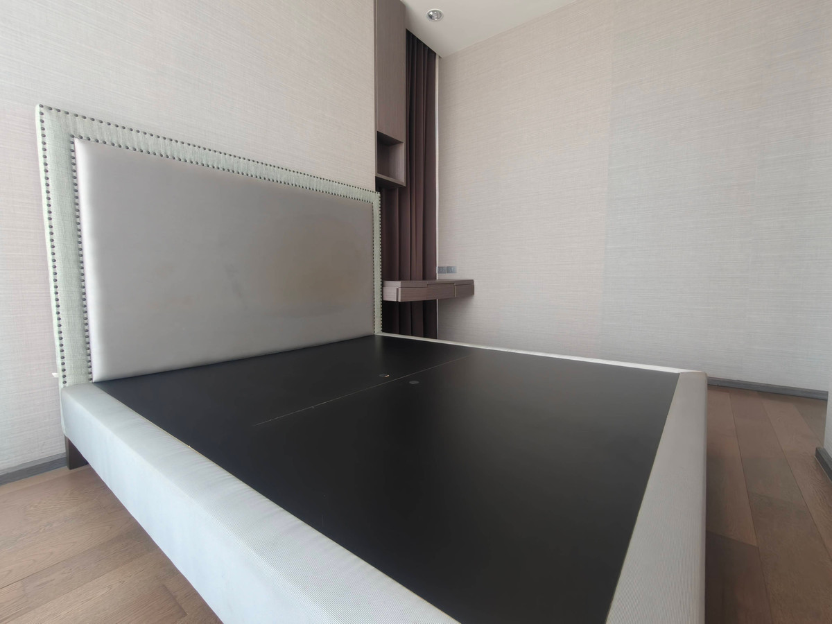 For SaleCondoSathorn, Narathiwat : The Diplomat Sathorn / 3 Bedrooms (FOR SALE), The Diplomat Sathorn / 3 Bedrooms (For Sale) PT015