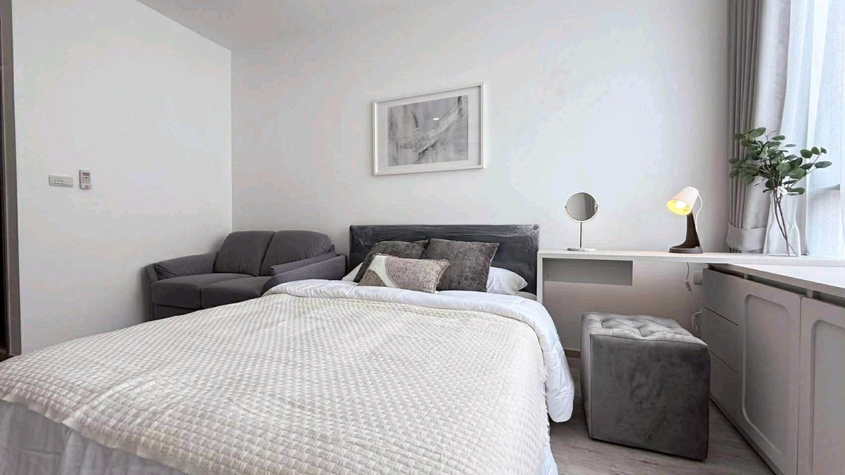 For RentCondoPattanakan, Srinakarin : 📦 Great value in this location, new room, clean, pack your bags and move in immediately.