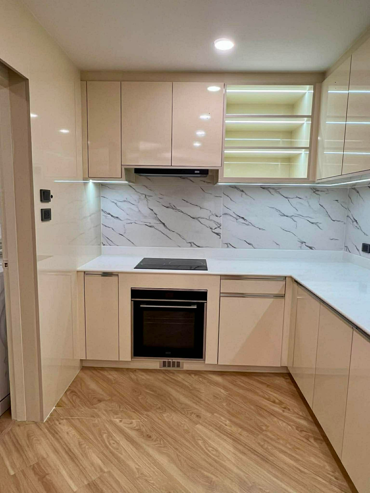 ให้เช่าคอนโดวิทยุ ชิดลม หลังสวน : ให้เช่า Witthayu Complex ราคา 75,000 บาท [NCr260153]