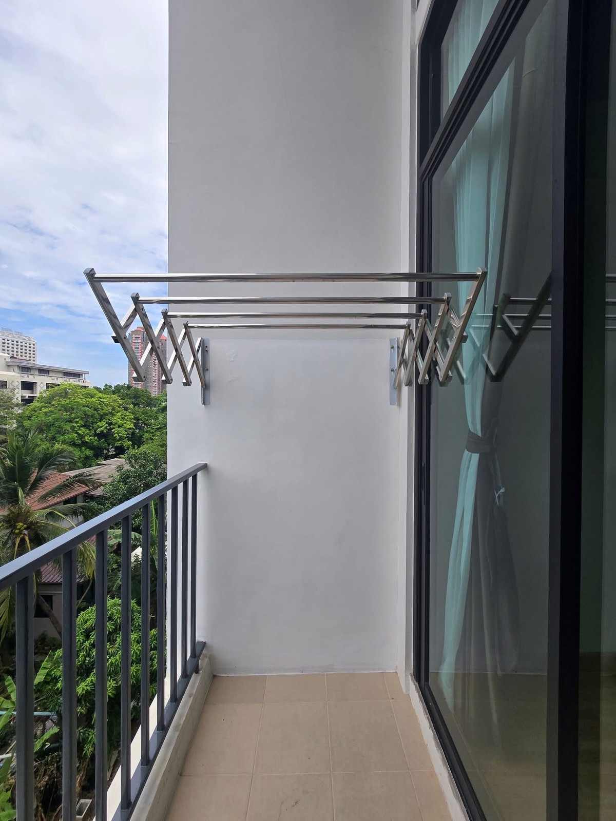 For SaleCondoBangna, Bearing, Lasalle : Beyond Sukhumvit / 1 Bedroom (SALE WITH TENENT), Beyond Sukhumvit / 1 Bedroom (Sale with Tenant) BB006