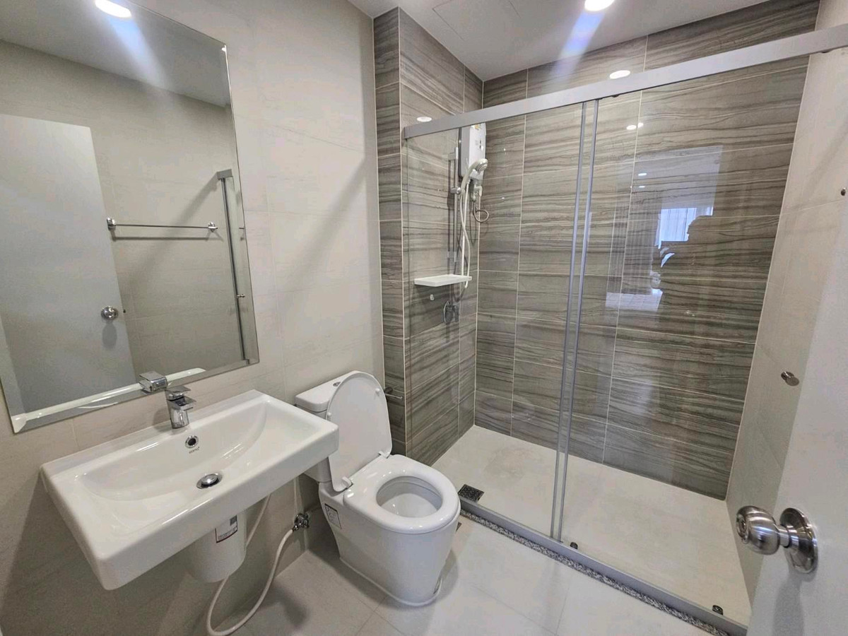 For RentCondoRamkhamhaeng, Hua Mak : Beautiful room, high floor, for rent, 1 bedroom, 1 bathroom, Supalai Veranda Ramkhamhaeng.