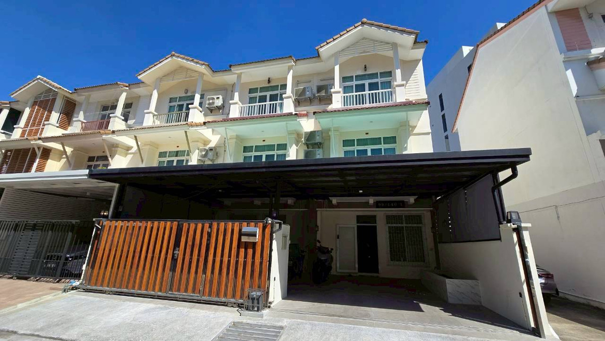 For SaleTownhomeRama3 (Riverside),Satupadit : Townhome for sale, 3 floors, large house, location in Rama III area. New Yannawa Near the industrial ring