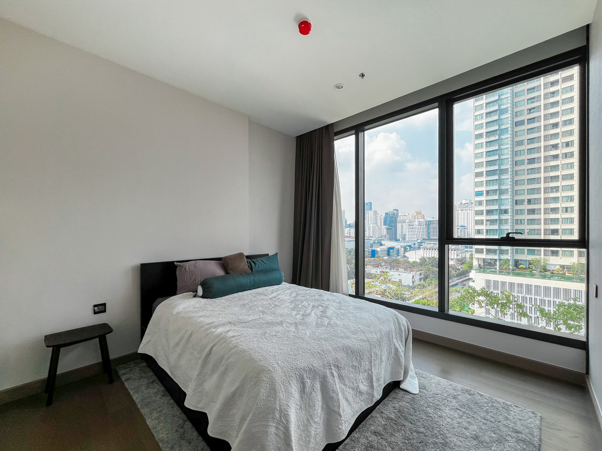 ขายคอนโดพระราม 9 เพชรบุรีตัดใหม่ RCA : FQ ขายคอนโด The Esse at Singha Complex ราคา 12,500,000 บาท [MKsr260104]