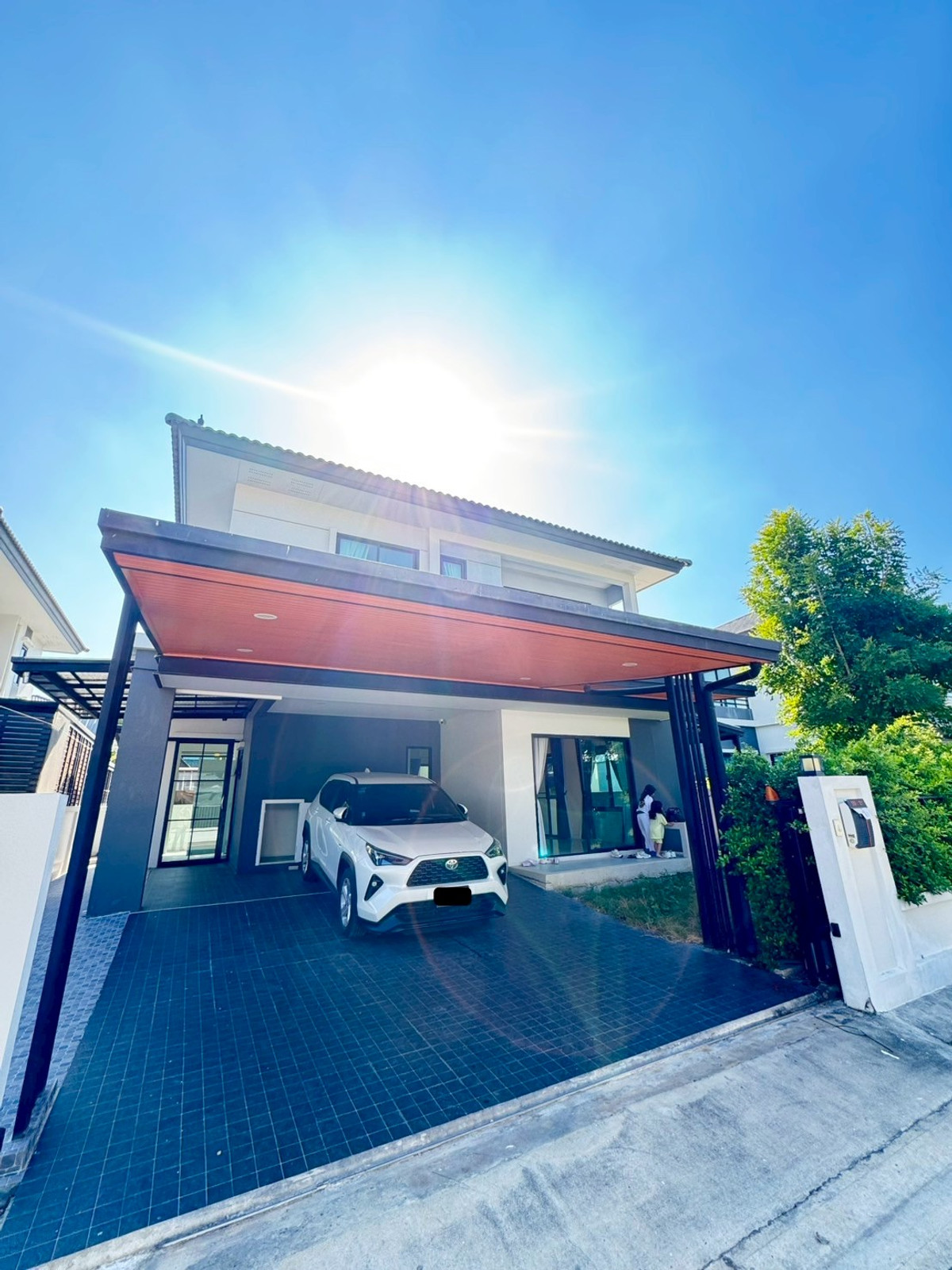 For SaleHouse : 🏡 ขายด่วน! บ้านเดี่ยว Britania Bangna–Suvarnabhumi (กม.26) — บ้านสวยสไตล์โมเดิร์น พร้อมเข้าอยู่ ใกล้ทางด่วนและสุวรรณภูมิ เหมาะอยู่อาศัยหรือปล่อยเช่า ราคาขาย 5.1 ล้านบาท