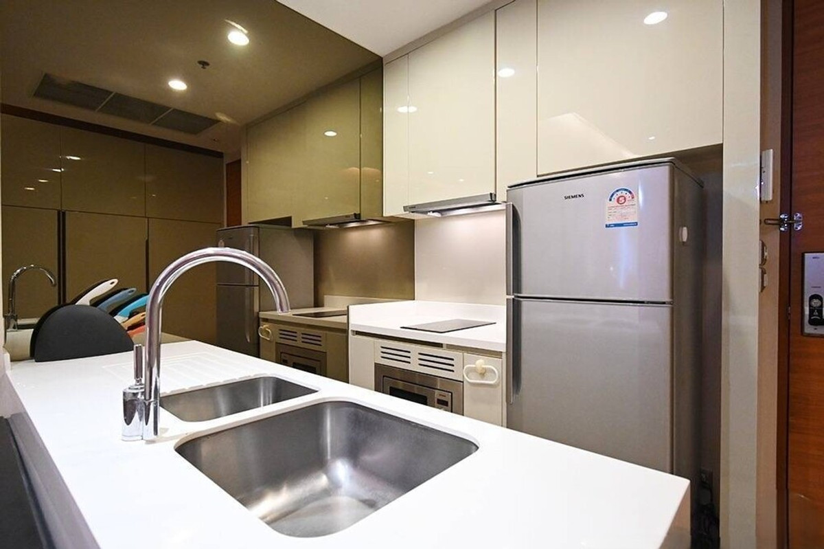For RentCondoSukhumvit, Asoke, Thonglor : 🔥 For Rent !! big size, high floor 20++, Good Location!! 🔥 Code C20230205711..........The Address Sukhumvit 28, 1 bedroom, 1 bathroom, furnished, ready to move in📣📣