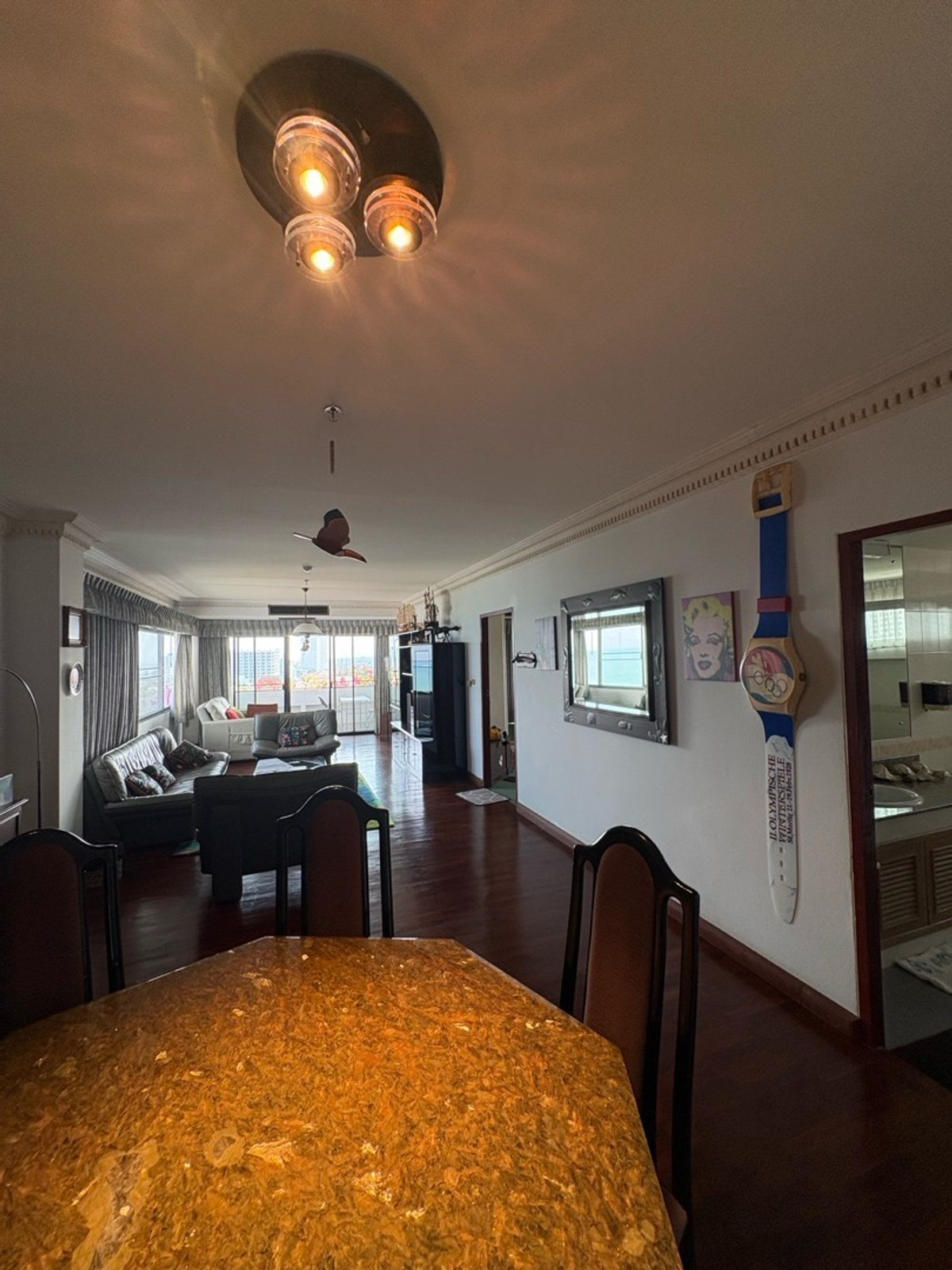 For SaleCondoCha-am Phetchaburi : Condo for sale Regent Villa Hua Hin