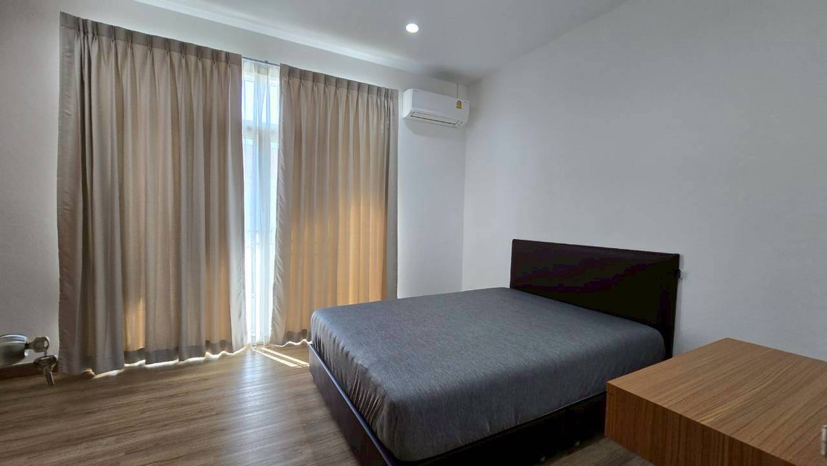 ขายทาวน์โฮมพระราม 3 สาธุประดิษฐ์ : ขายทาวน์โฮม 3 ชั้น หลังใหญ่ ทำเล ย่านพระรามสาม ยานนาวาตัดใหม่ ใกล้วงแหวนอุตสาหกรรม