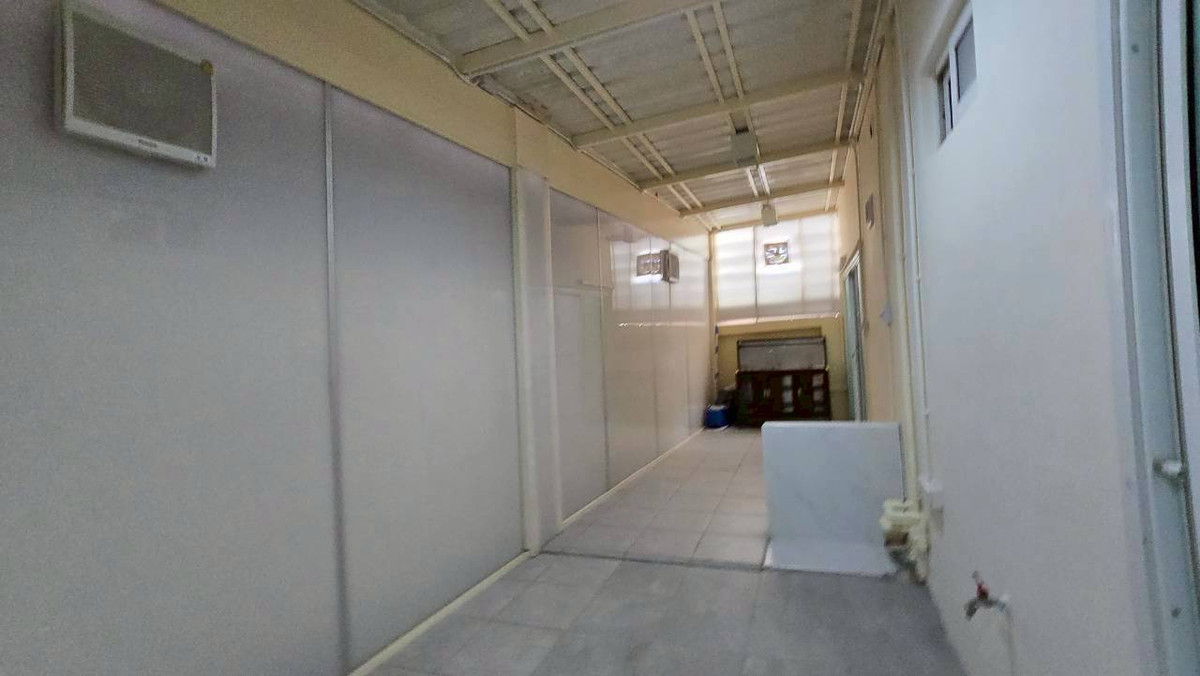 ขายทาวน์โฮมพระราม 3 สาธุประดิษฐ์ : ขายทาวน์โฮม 3 ชั้น หลังใหญ่ ทำเล ย่านพระรามสาม ยานนาวาตัดใหม่ ใกล้วงแหวนอุตสาหกรรม