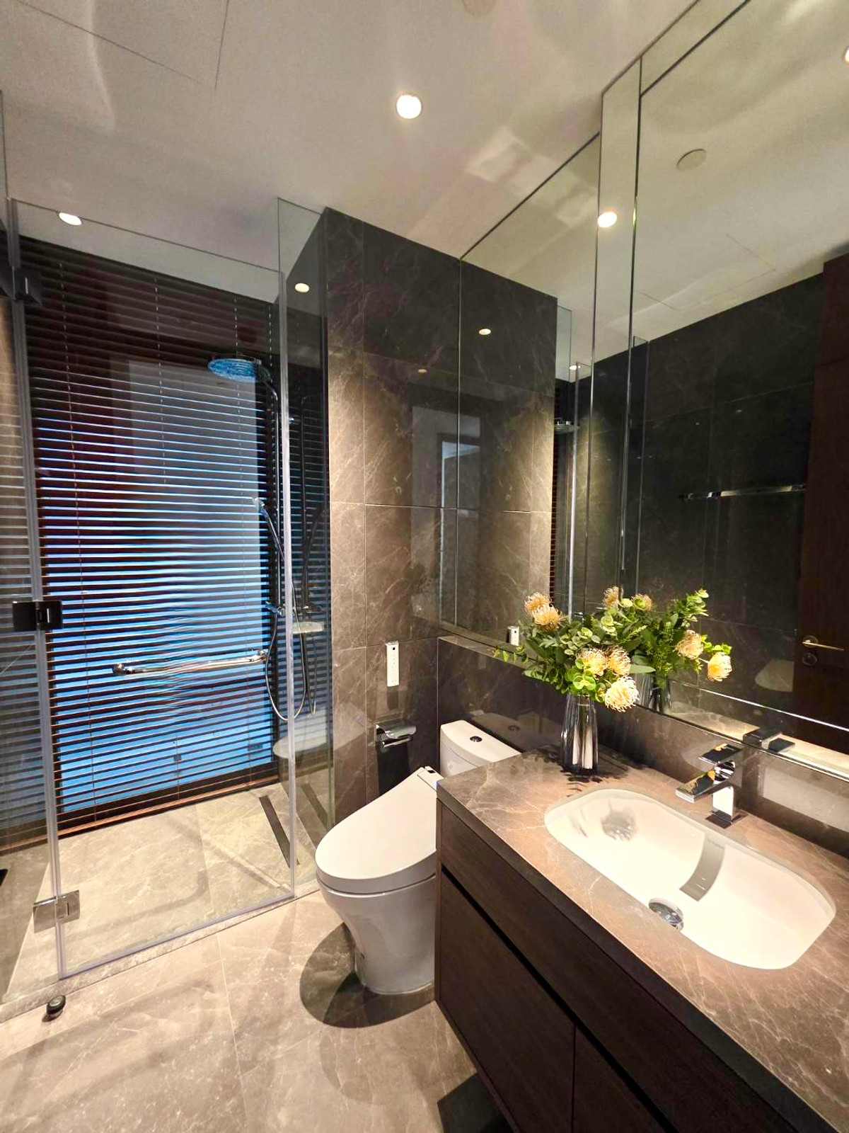 For SaleCondoSilom, Saladaeng, Bangrak : Dusit Parkside: Duplex 2bed 2.5bath 115.78sqm. 50,550,000