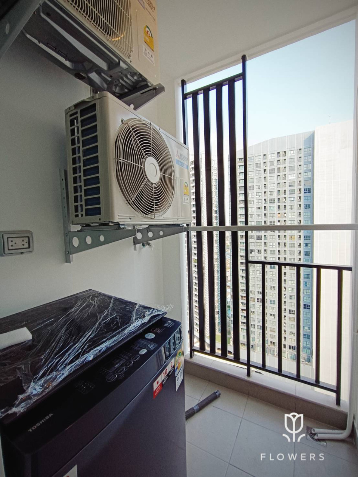 For RentCondoBangna, Bearing, Lasalle : ✅✅ Room for rent Regent Home Bangna Condo, Building A, 25th Floor, looking for the first tenant of the room - ready to move in 31.01.2026