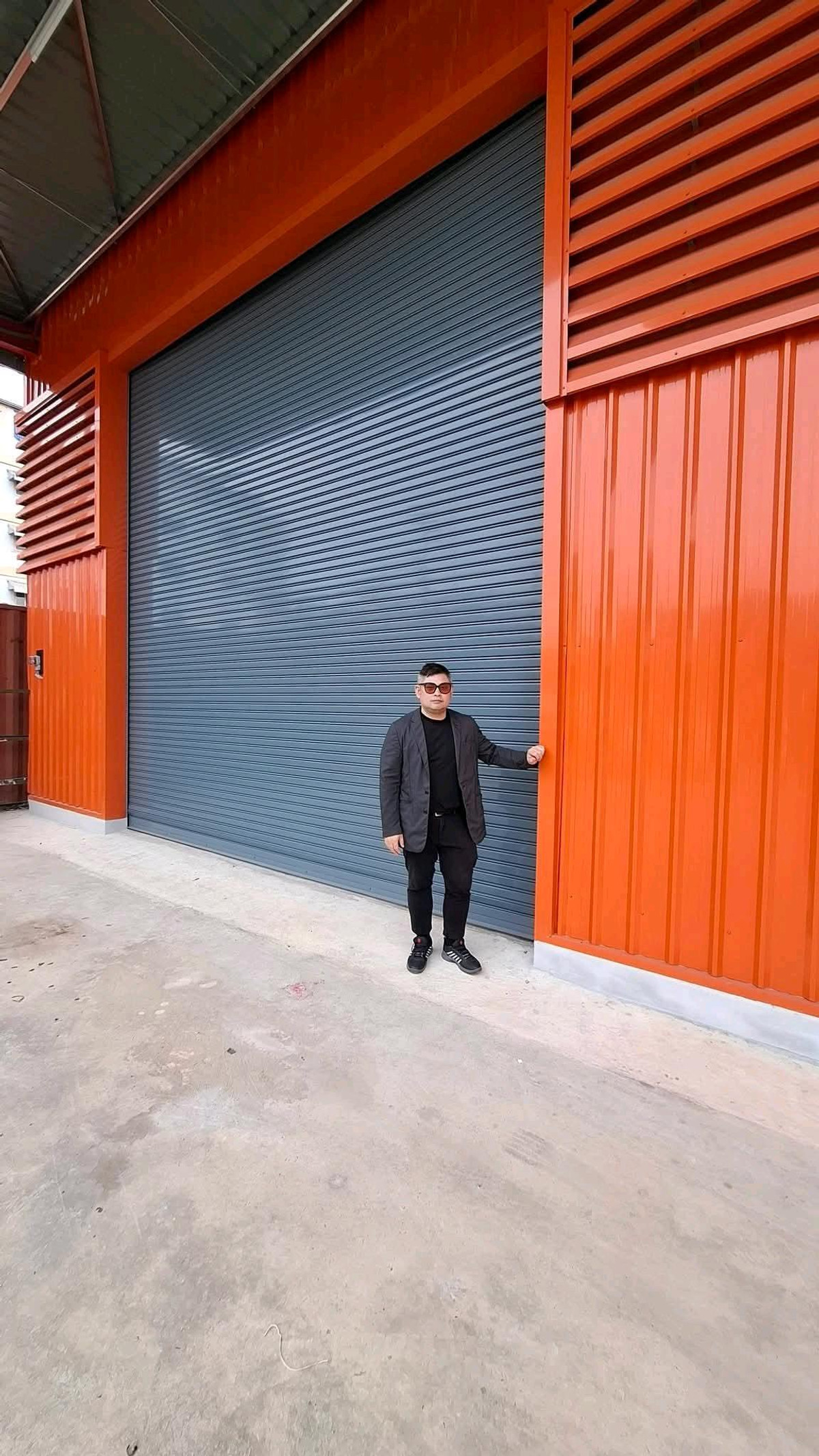 For RentWarehouseRama5, Ratchapruek, Bangkruai : 📍 Warehouse for rent, Ratchaphruek Road, near Rama 5 roundabout 
, total area 800 sq m | Can be rented out | Can be renovated into a large hall.