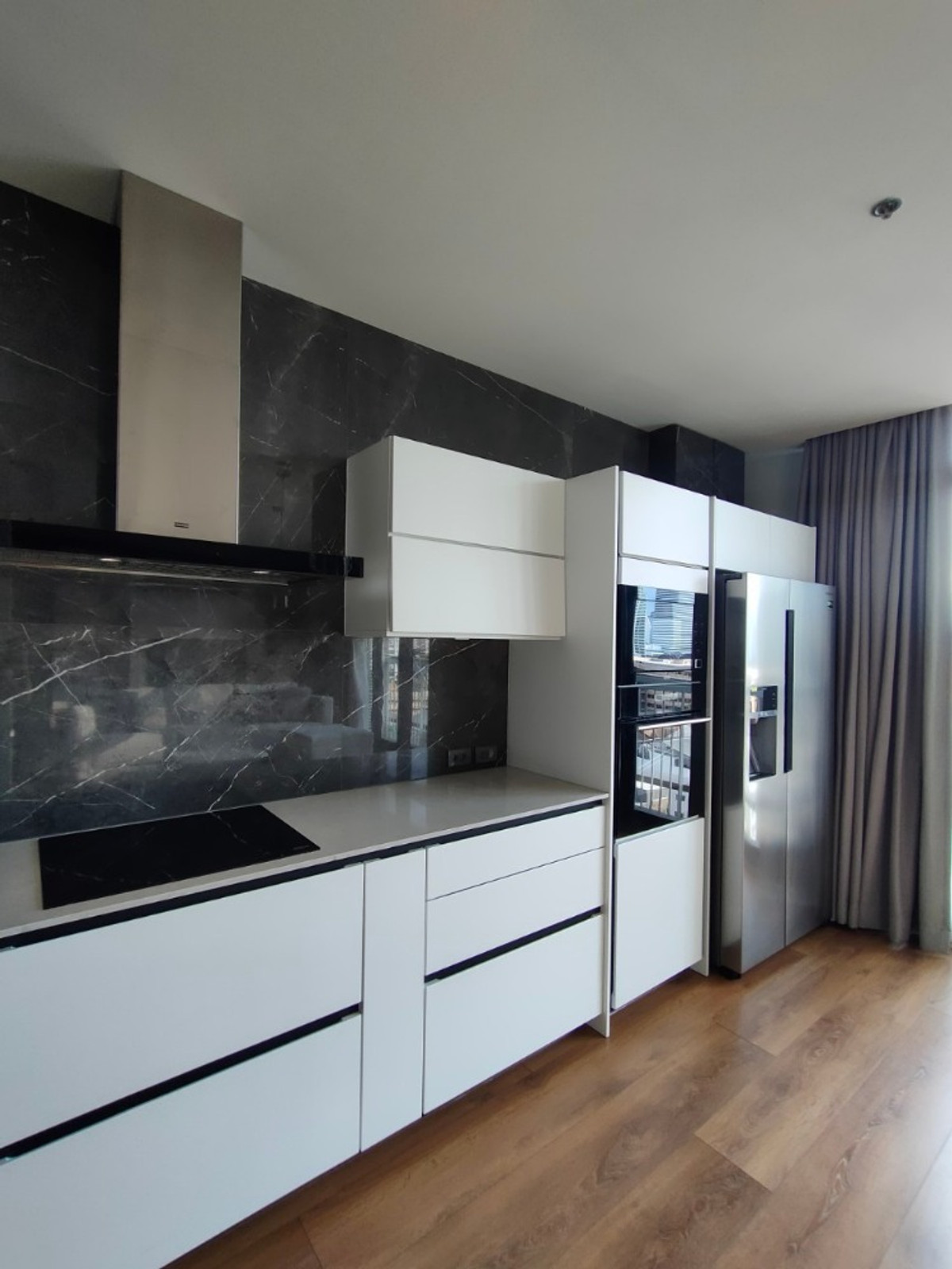 ให้เช่าคอนโดสุขุมวิท อโศก ทองหล่อ : 🔥ให้เช่าด่วน🔥พาร์ค 24 ( ออริจิ้น พร้อมพงษ์ ) 2 ห้องนอน เฟอร์นิเจอร์ครบพร้อมเข้าอยู่ ใกล้ BTS พร้อมพงษ์