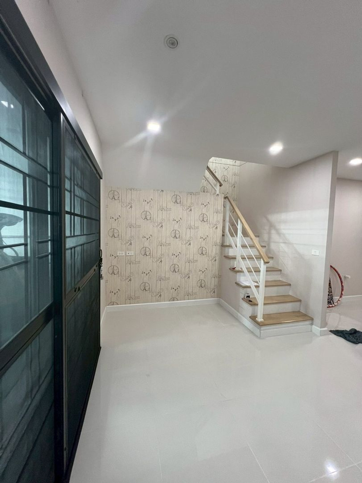 For SaleTownhomeBangna, Bearing, Lasalle : 20 sq m, 3 bedrooms, 2 bathrooms, 2-story townhome, Patio Bangna Wongwaen.