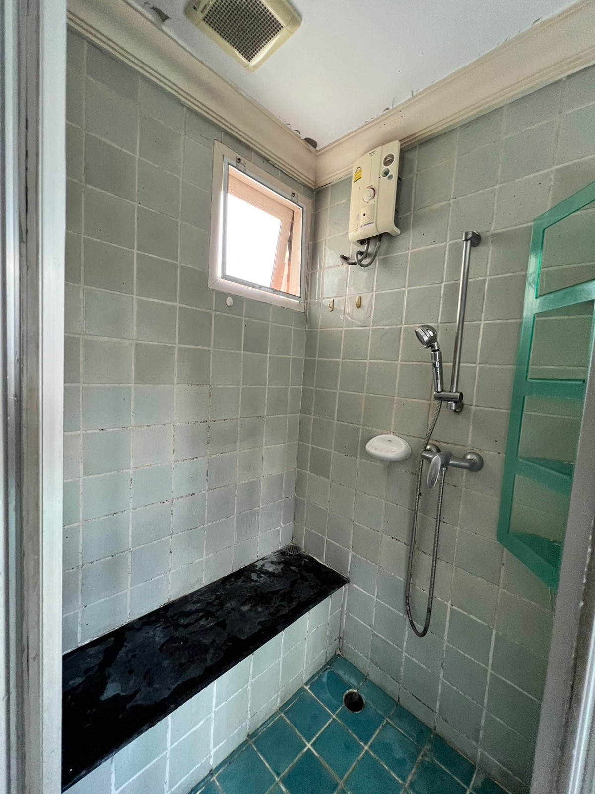 ให้เช่าบ้านพระราม 5 ราชพฤกษ์ บางกรวย : บ้านเดี่ยว 107ตรว. 5นาทีถึง DBS พระราม5 ขนาด 5ห้องนอน มีห้องแม่บ้านตางหาก