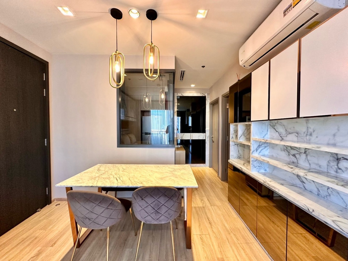 CondoRama9, Petchburi, RCA : Rent/Sell The Base Garden Rama9, fully furnished, beautiful room, ready to move in.