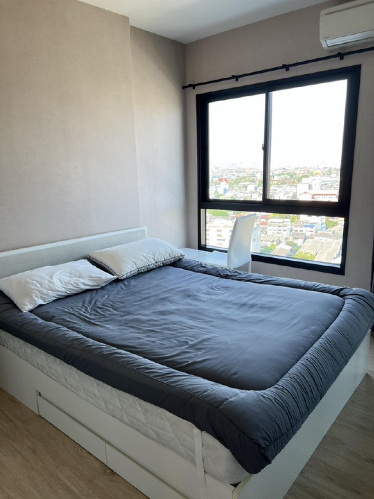 For SaleCondoThaphra, Talat Phlu, Wutthakat : The Parkland Phetkasem Thapra【𝐒𝐄𝐋𝐋 & 𝐑𝐄𝐍𝐓】🔥Newly renovated room, soothing color scheme, complete furniture, perfectly arranged🔥 Contact Line ID: @hacondo