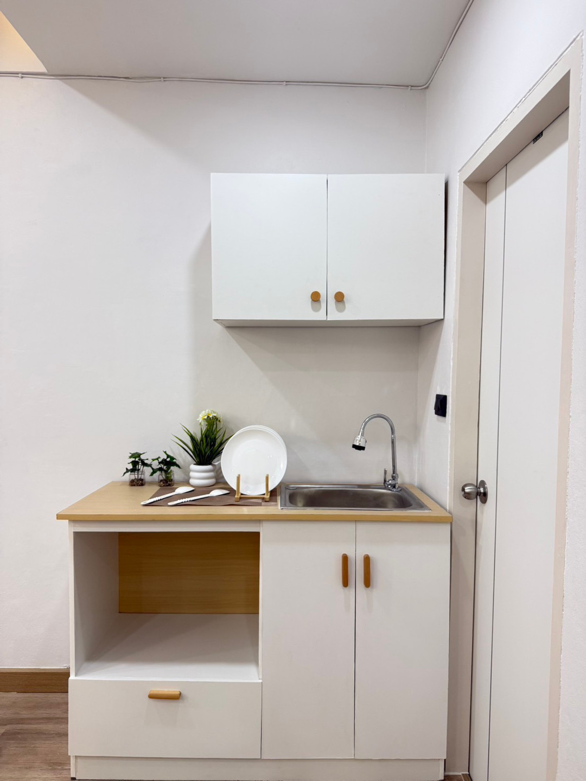 ขายคอนโดพัฒนาการ ศรีนครินทร์ : K-6722 ขาย🔥 ห้องสวย รีโนเวทใหม่ ชั้นสูง พร้อมอยู่ เซนต์ชาร์ม คอนโดมิเนียม ใกล้BTS  ศรีนครินทร์ 38