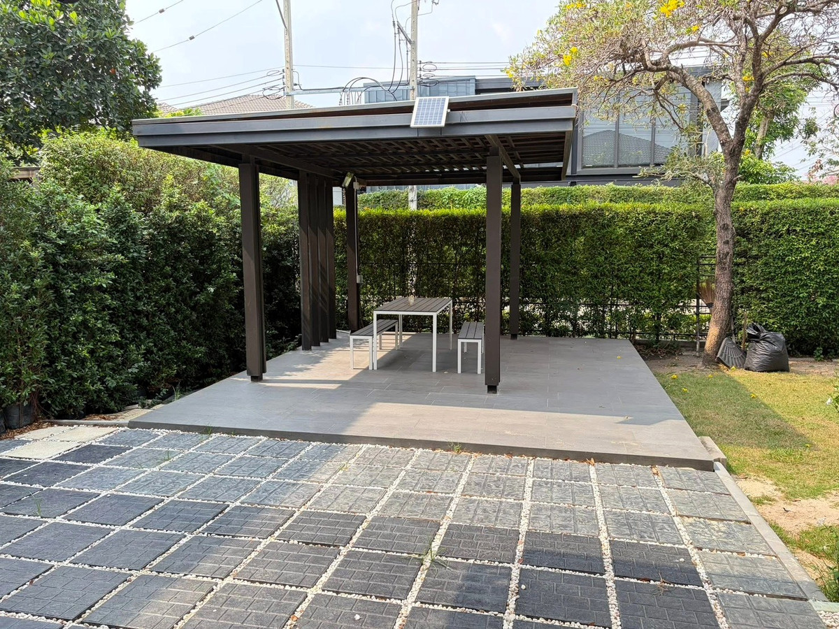 ให้เช่าบ้านบางนา แบริ่ง ลาซาล : มัณฑนา บางนา กม.7 / 5 ห้องนอน (เช่า), Mantana Bangna Km.7 / 5 Bedrooms (FOR RENT) YOK032