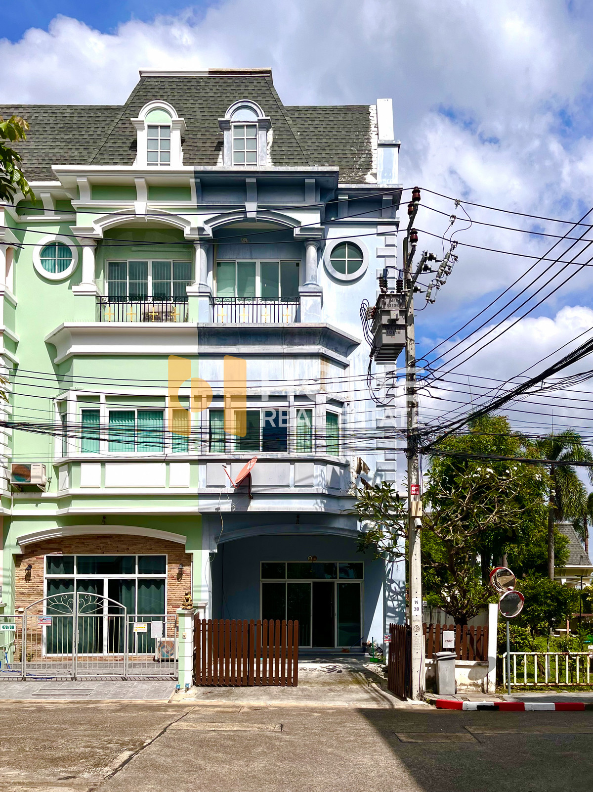 For SaleTownhomeLadkrabang, Suwannaphum Airport : The "largest" corner unit for under 3 million baht! 🔥 Euro Nova / 3 Bedrooms (FOR SALE), POON062