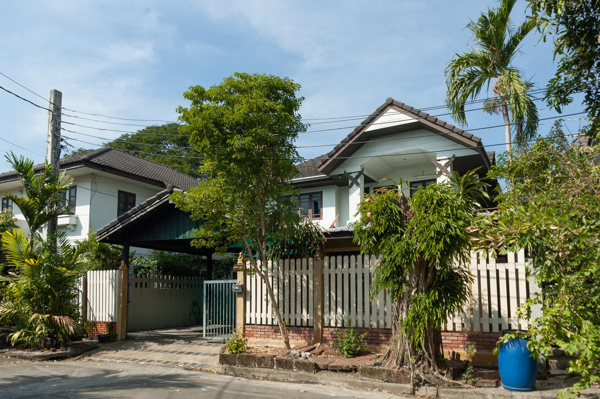 For SaleHouseMin Buri, Romklao : Sammakorn Minburi / 4 bedrooms (for sale), Sammakorn Minburi / 4 Bedrooms (FOR SALE) POON100