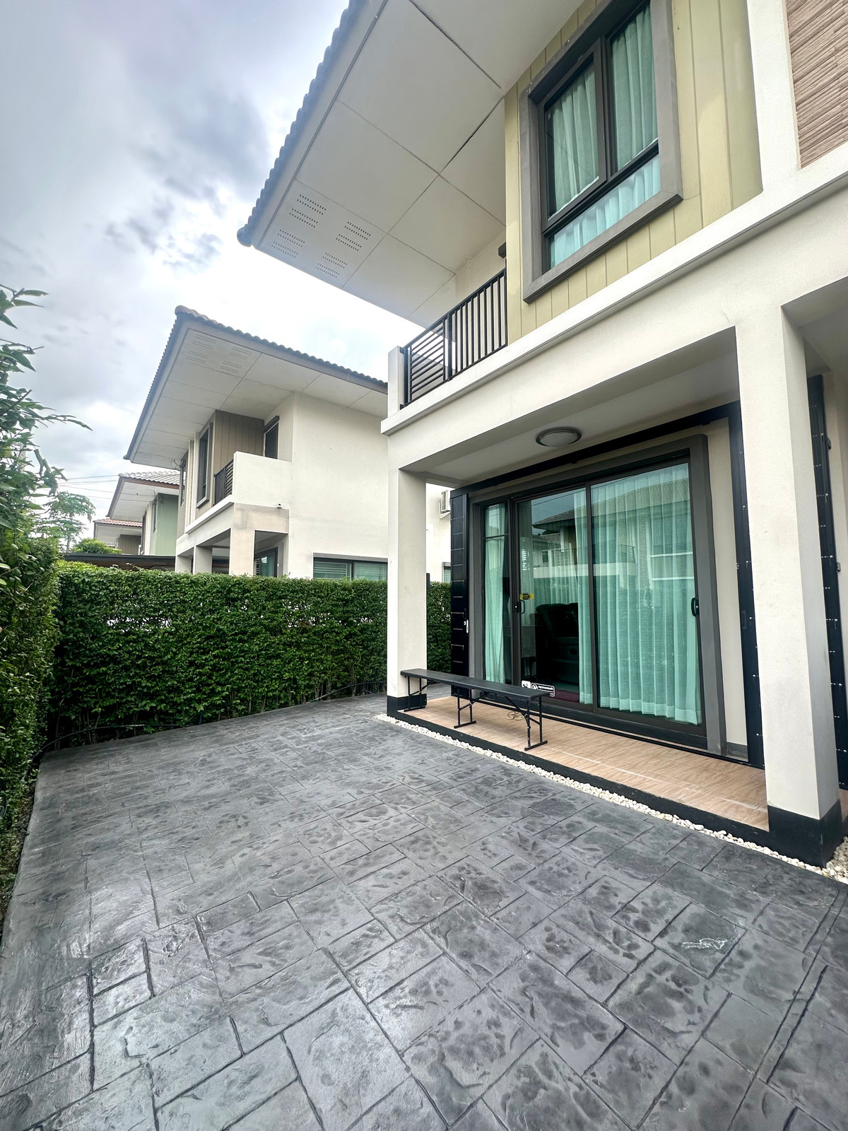 For RentHouseLadkrabang, Suwannaphum Airport : House for rent near Bkk airport (Feb 1st available)