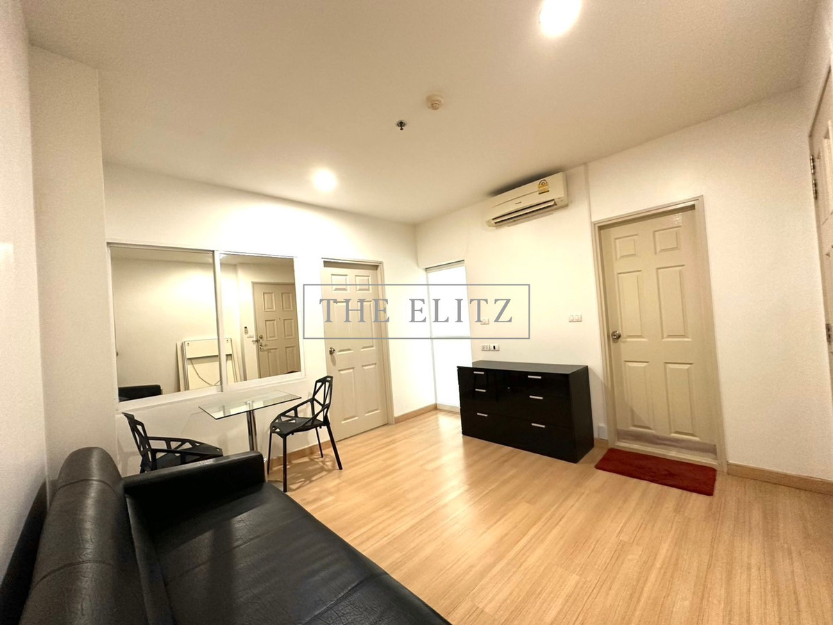 For RentCondoSathorn, Narathiwat : ✨ Live the Sathon Vibe! Rent Life@Sathorn 10 beautiful rooms, super hip location, easy walk to Not Just Another Cup 💕