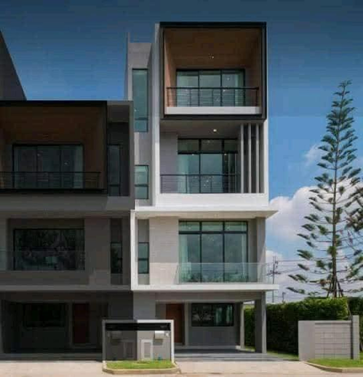 ให้เช่าทาวน์โฮมพัฒนาการ ศรีนครินทร์ : 🔥🔥 House for Rent Nirvana Define Srinakarin - Rama 9 🔥🔥 