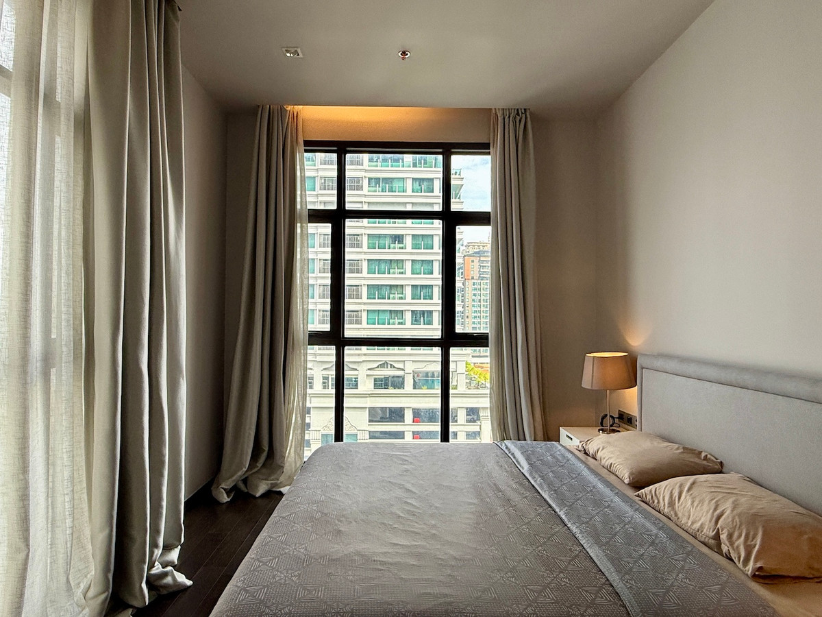 ให้เช่าคอนโดสุขุมวิท อโศก ทองหล่อ : คอนโด 1 นอน พร้อมอยู่ ใกล้ Emquatier, ตึกภิรัช และรถไฟฟ้า