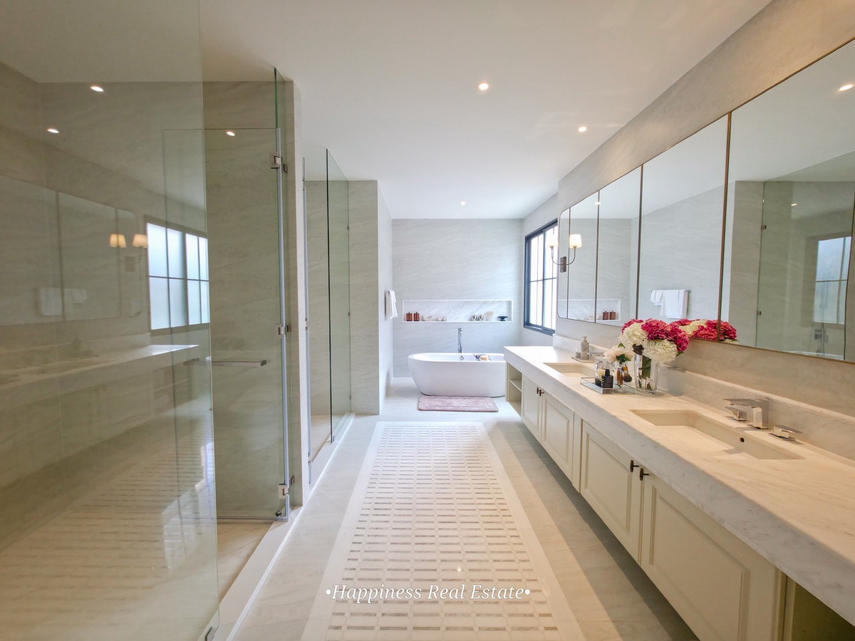 For SaleHousePattanakan, Srinakarin : Be the first owner of 𝐒𝐚𝐧𝐬𝐢𝐫𝐢 𝐋𝐮𝐱𝐮𝐫𝐲 𝐂𝐨𝐥𝐥𝐞𝐜𝐭𝐢𝐨𝐧, a house that is a symbol of victory and elegance. 𝐇𝐨𝐮𝐬𝐞 𝐨𝐟 𝐌𝐢𝐥𝐥𝐢𝐨𝐧𝐚𝐢𝐫𝐞