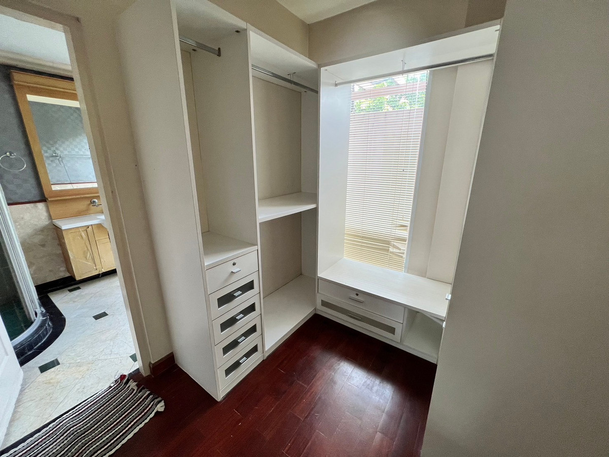 ให้เช่าบ้านพระราม 5 ราชพฤกษ์ บางกรวย : บ้านเดี่ยว 107ตรว. 5นาทีถึง DBS พระราม5 ขนาด 5ห้องนอน มีห้องแม่บ้านตางหาก