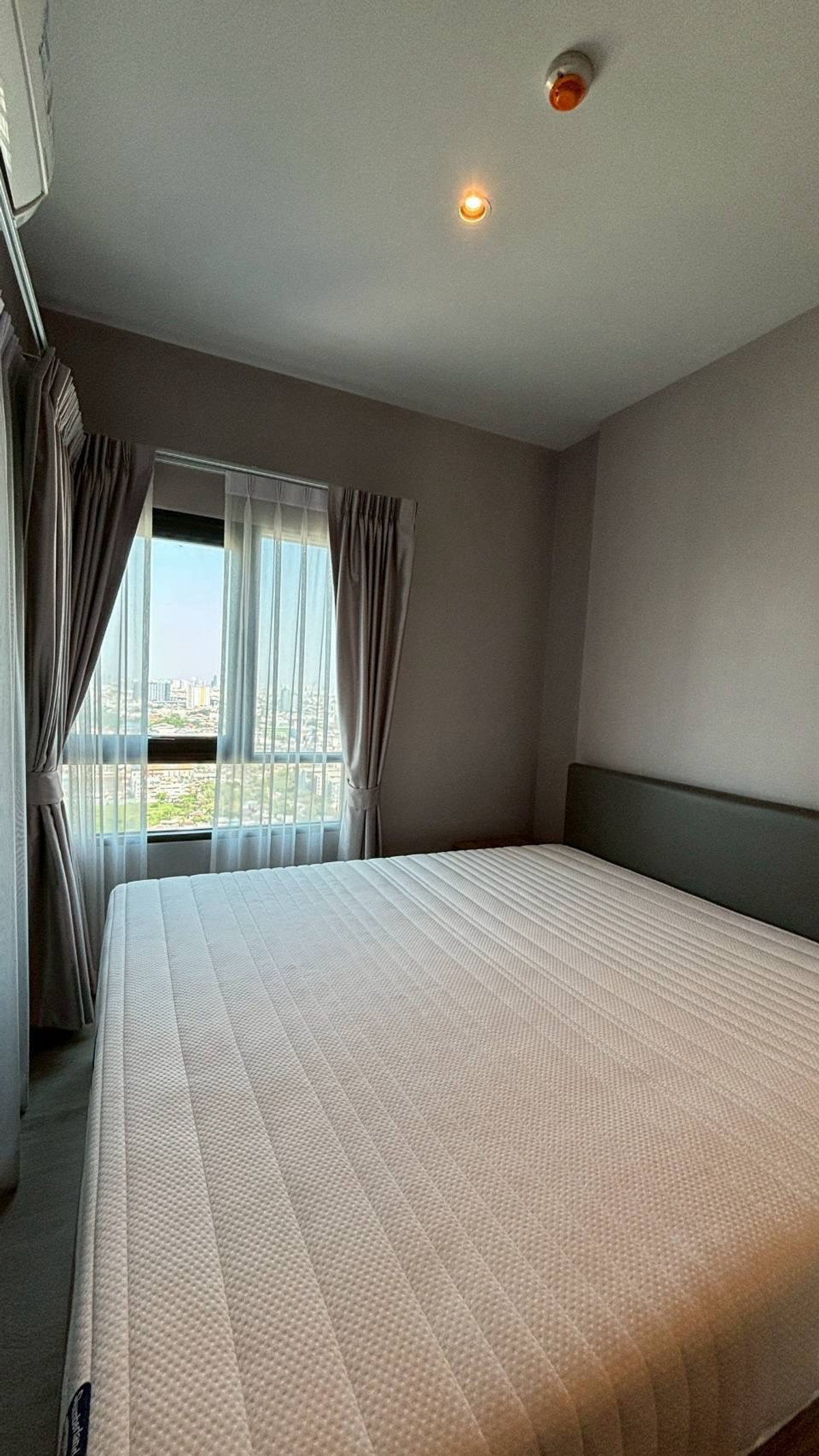 For RentCondoThaphra, Talat Phlu, Wutthakat : For Rent Altitude Unicorn Sathorn-Thapra Unit 9/527