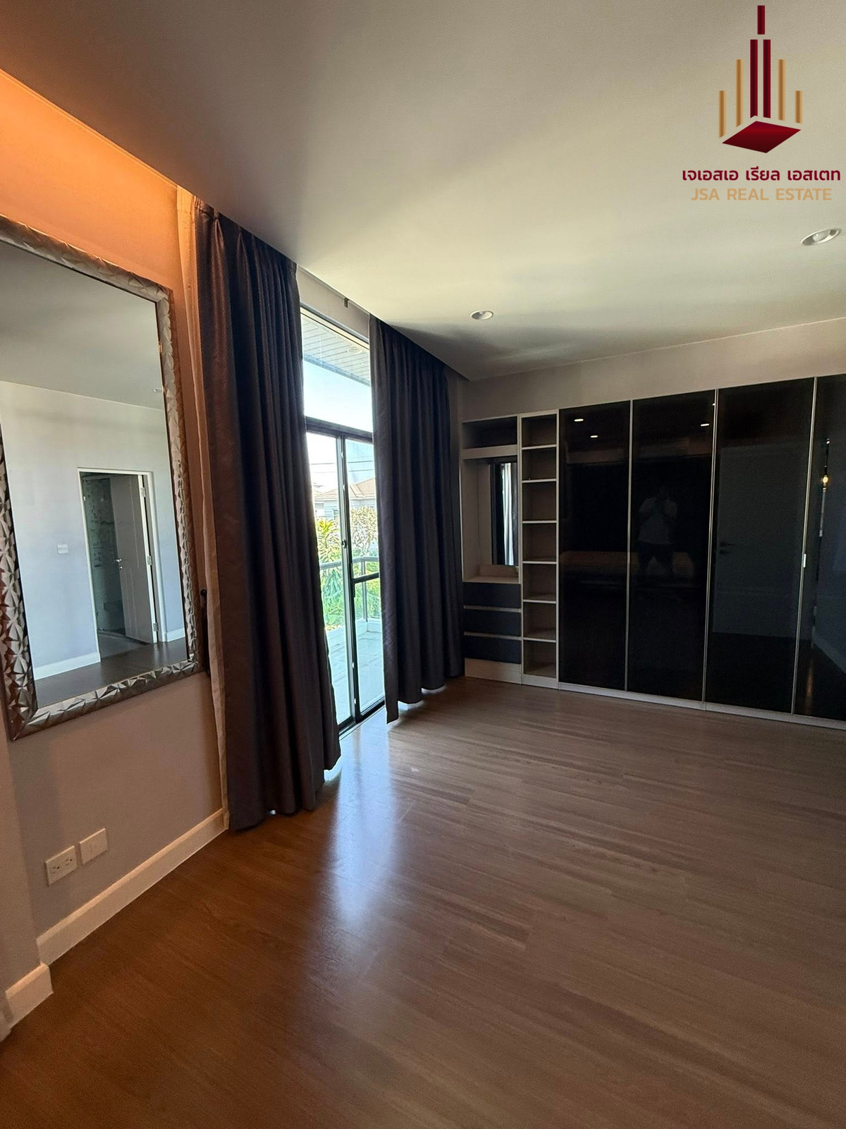 For RentHousePattanakan, Srinakarin : ✨ For Rent: Setthasiri Pattanakarn✨ 💰 Only 90,000 THB/month