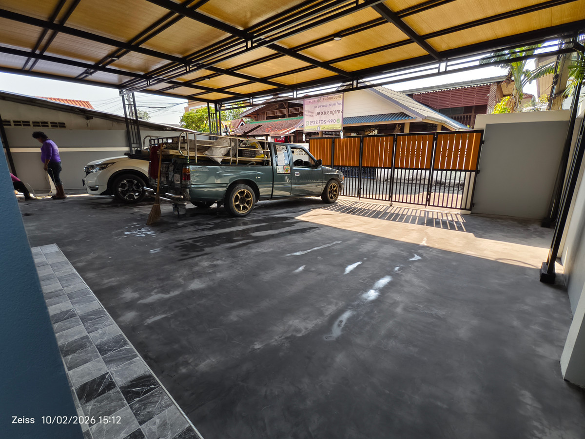 ขายบ้านปทุมธานี รังสิต ธรรมศาสตร์ : ขายบ้านเดี่ยว2ชั้น โฉนด 56 วา ซอยลำลูกกา 3 จามรเดชเจริญ ใกล้สถานีรถไฟฟ้าคูคต ใกล้ รีโนเวทใหม่ทั้งหลัง 