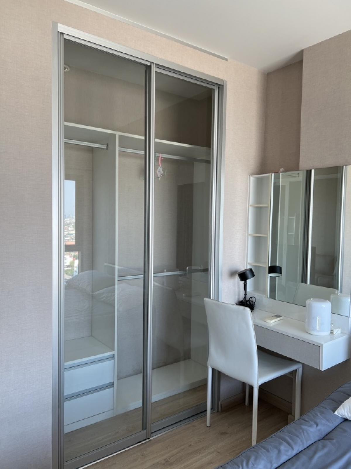 ขายคอนโดท่าพระ ตลาดพลู วุฒากาศ : The Parkland Phetkasem Thapra【𝐒𝐄𝐋𝐋 & 𝐑𝐄𝐍𝐓】🔥ห้องแต่งใหม่ โทนสบายตา เฟอร์ครบ จัดวางลงตัว🔥 ติดต่อไลน์ไอดี: @hacondo