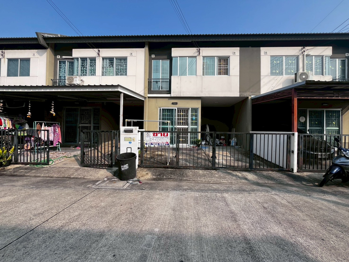 For SaleTownhomePathum Thani,Rangsit, Thammasat : Pruksa Village 144 Rangsit-Bang Phun 3 Soi Rangsit-Pathum Thani 43 Rangsit-Pathum Thani Road, Bang Phun Subdistrict, Mueang Pathum Thani District, Pathum Thani Province