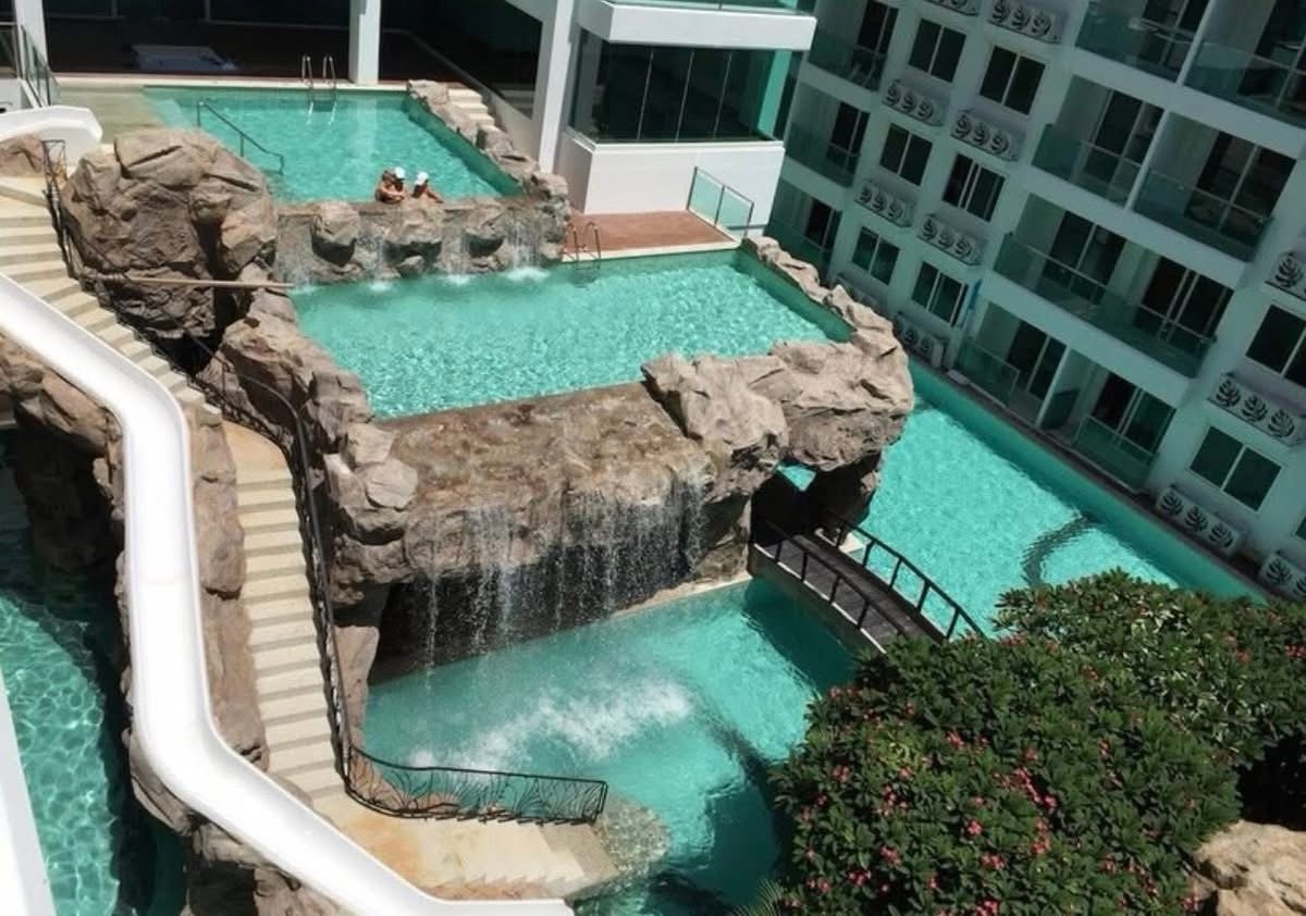 For SaleCondoPattaya, Bangsaen, Chonburi : The Best Deal !! 1 bedroom 41 Sqm. Pool View 1.88 MB.