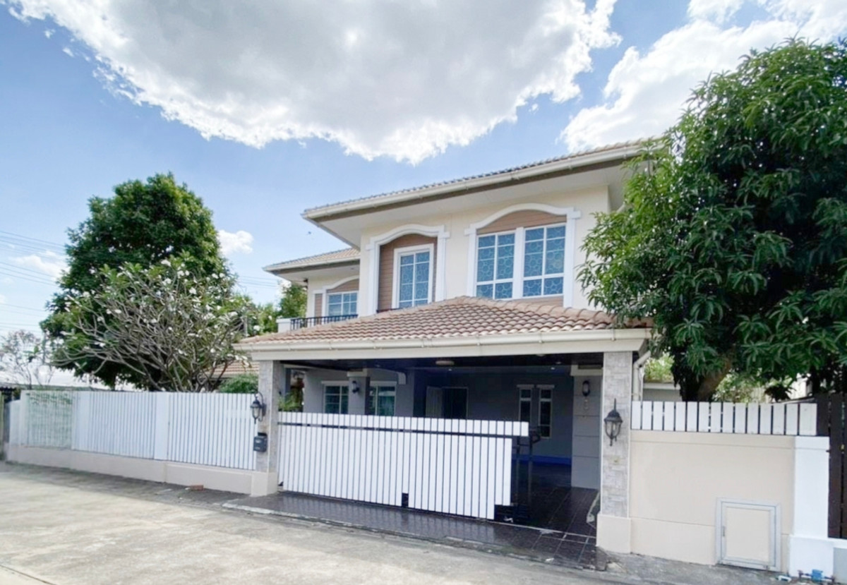 For RentHouseNawamin, Ramindra : For rent, 2-story detached house, Passorn Village 19, Watcharapol-Wongwaen, corner house, area 73 sq m., 3 bedrooms, 3 bathrooms, pets allowed. With guest house